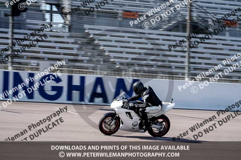 Rockingham no limits trackday;enduro digital images;event digital images;eventdigitalimages;no limits trackdays;peter wileman photography;racing digital images;rockingham raceway northamptonshire;rockingham trackday photographs;trackday digital images;trackday photos